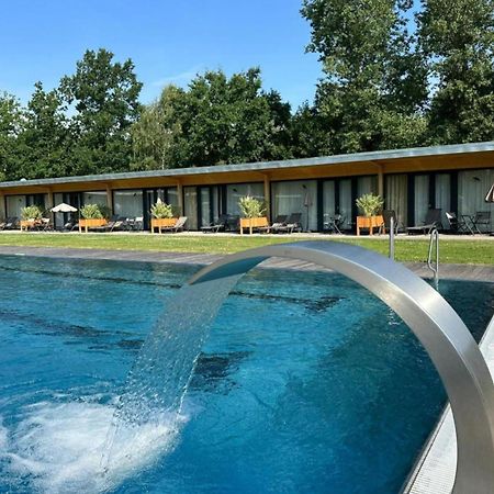Villa Resort & Organic Spa - Zahajen Prodej Letni Sezony Ceske Budejovice Exterior foto